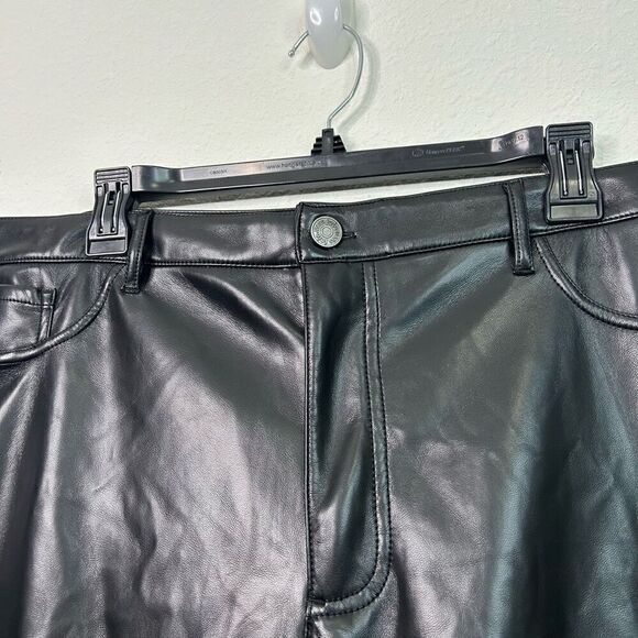 Joie NWT Black Vegan Leather The Joie Pant Shiny Plus Size 16 - Picture 3 of 16